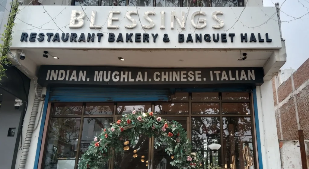 Recommend to Best Banquet halls in Deoria