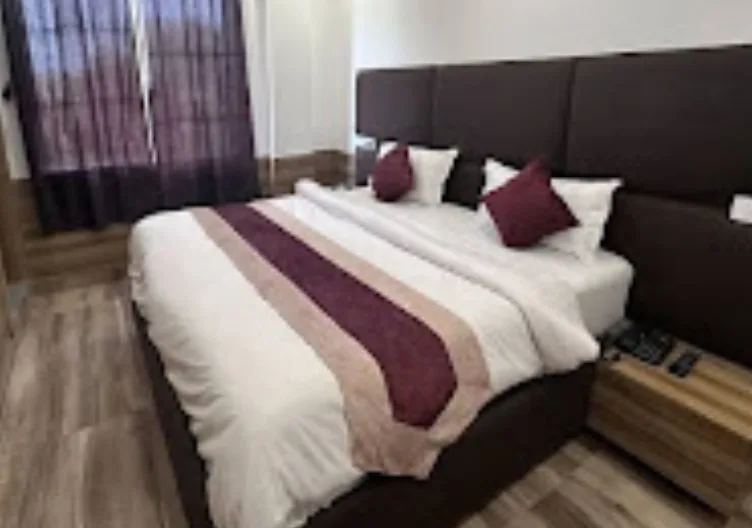 Gauri Bazar Hotel